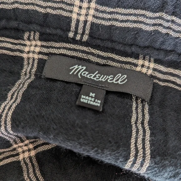 Madewell lightspun evert top in windowpane black flannel v neck size M medium - Picture 4 of 5